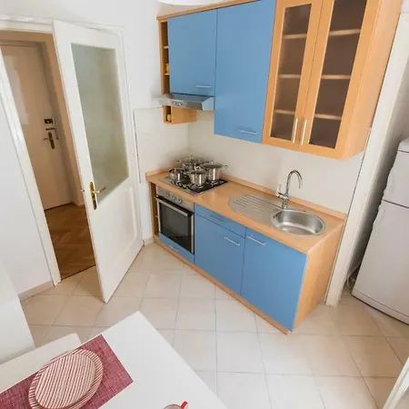 T&m With Parking In The Old Town *