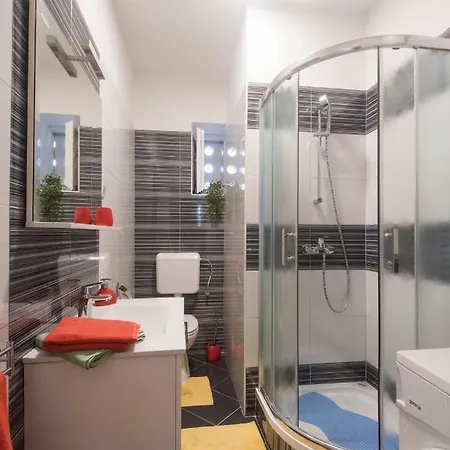 T&m With Parking In The Old Town Lägenhet