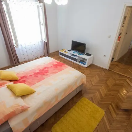 Lägenhet T&m With Parking In The Old Town *