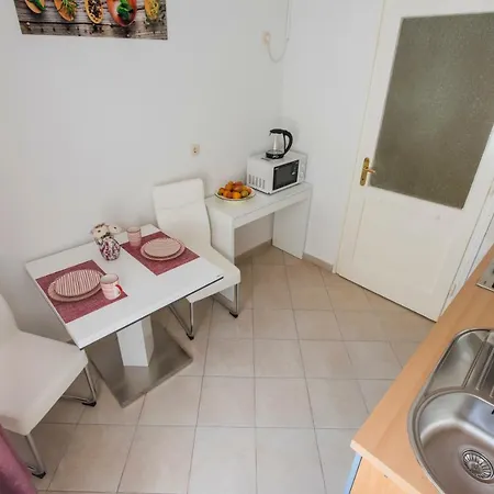 T&m With Parking In The Old Town Lägenhet Zadar