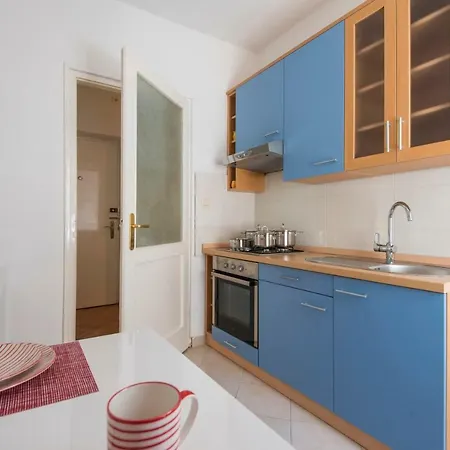 T&m With Parking In The Old Town Lägenhet